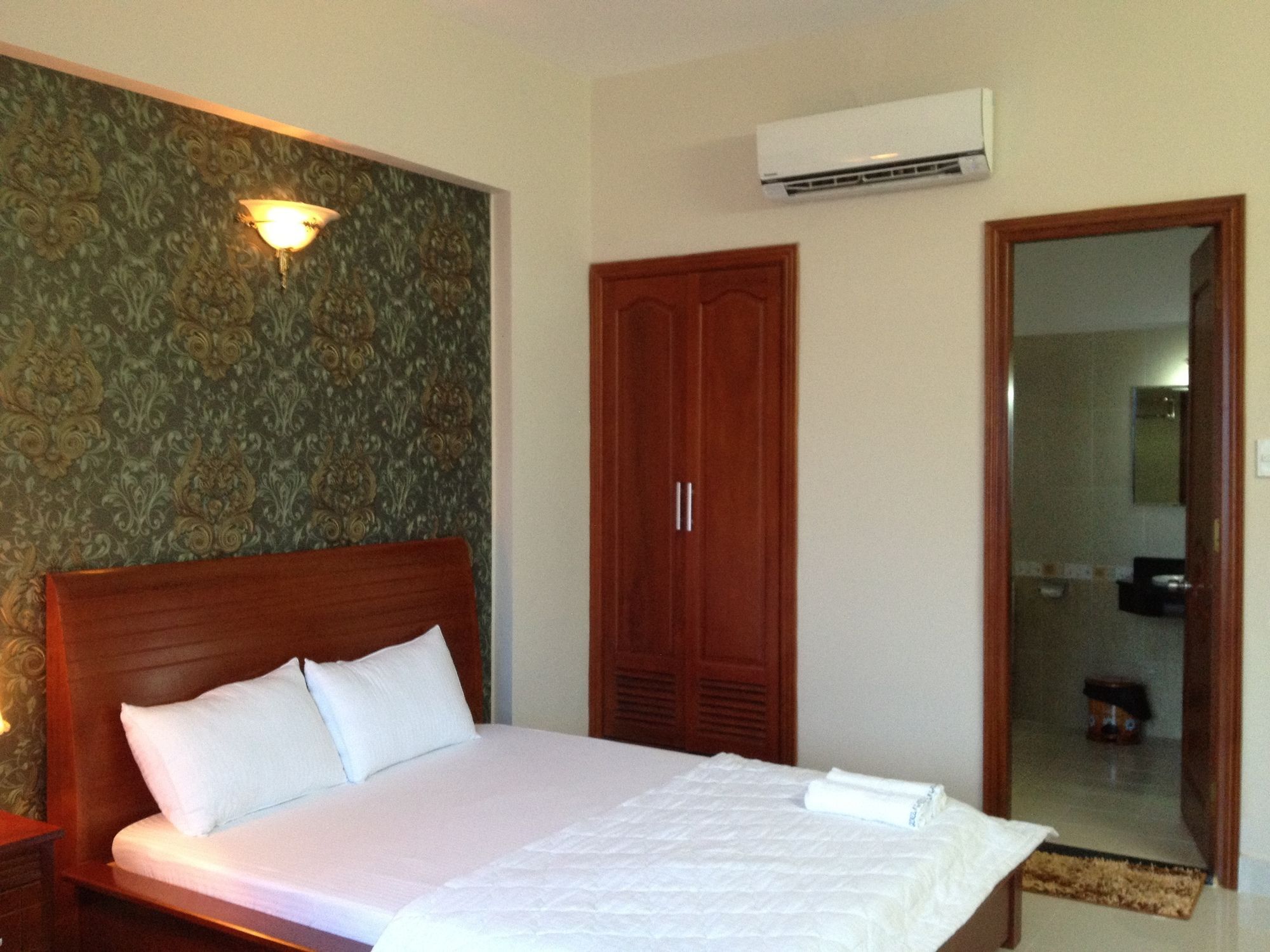 Queen Garden Hotel & Apartment Vung Tau Exterior photo